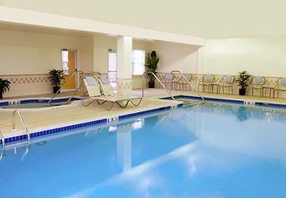 Hotel Carlisle & Embers Convention Center Екстер'єр фото