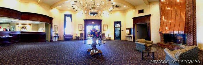Hotel Carlisle & Embers Convention Center Інтер'єр фото