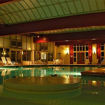 Hotel Carlisle & Embers Convention Center Зручності фото